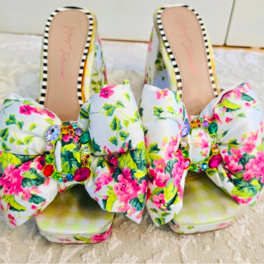 Betsey Johnson Pink, White & Green Floral with Jewel Mules & Chunky Heels - Picture 3 of 14